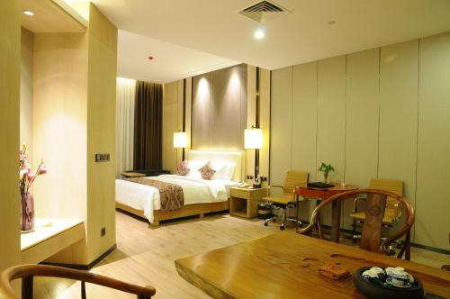 Garden Hotel — hotel in Jiangmen