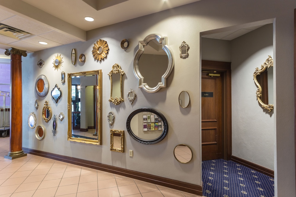 Hotel Winneshiek - photo 38