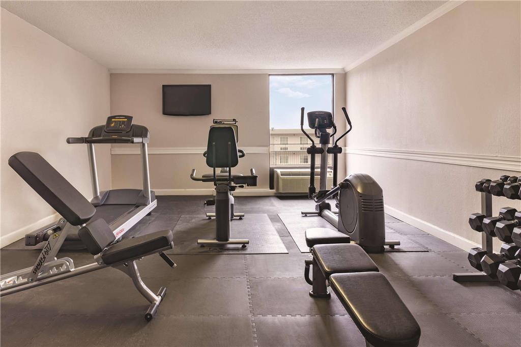 Country Inn & Suites by Radisson North Little Rock AR - photo 12