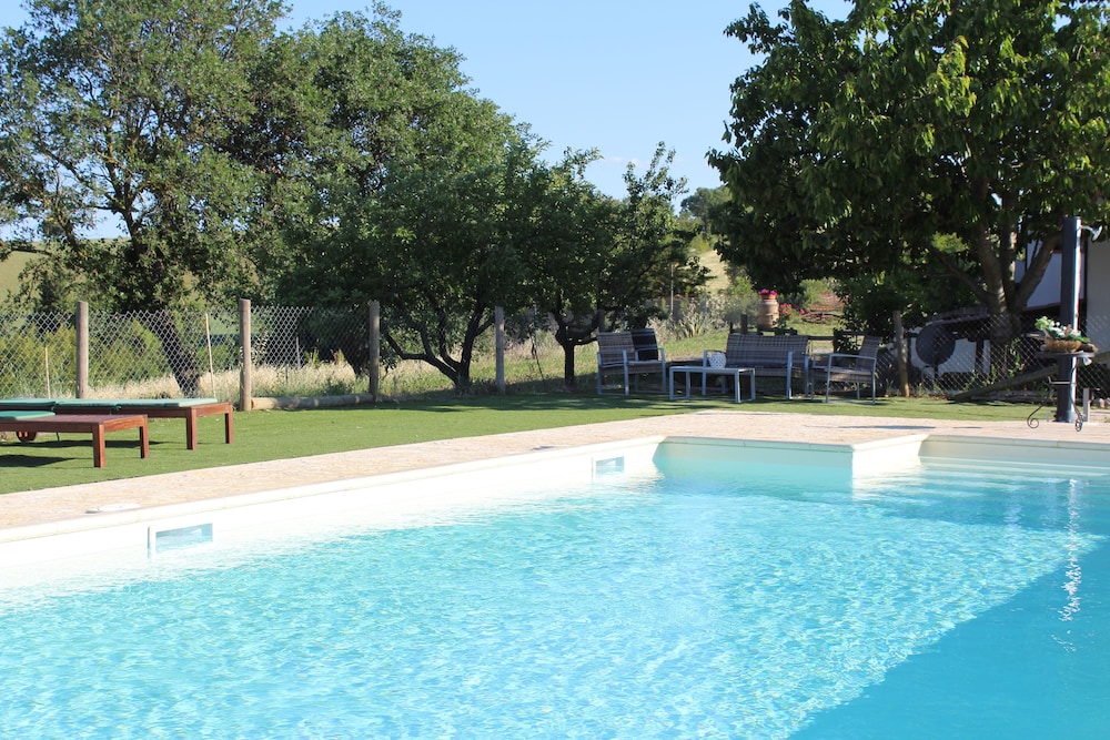 Agriturismo I Casamenti — 4-Star Luxury Hotel in Scansano, Italy