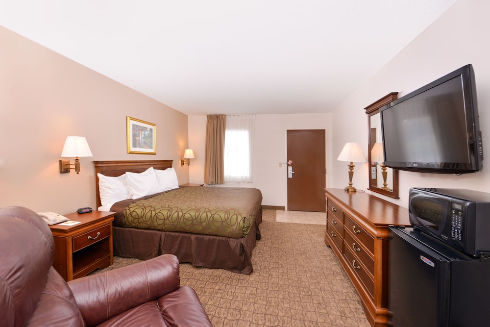 Briarwood Inn Of Geneva - photo 6