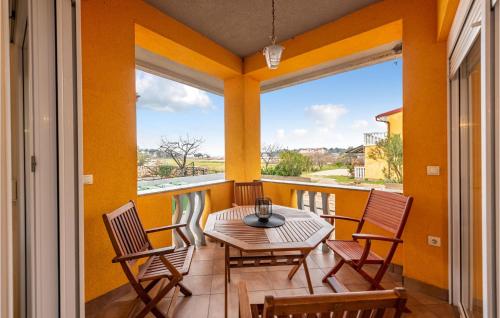 2 Bedroom Cozy Apartment In Privlaka — 4-Star Luxury Hotel in Privlaka, Croatia
