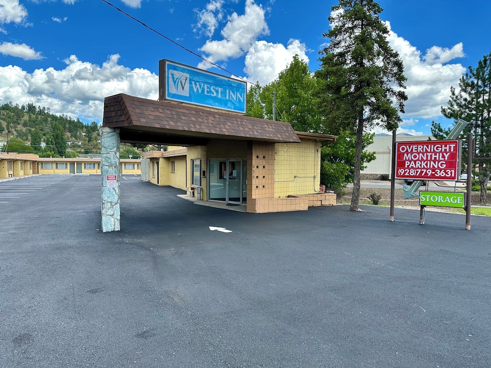 West Inn NAU Downtown Flagstaff - photo 14