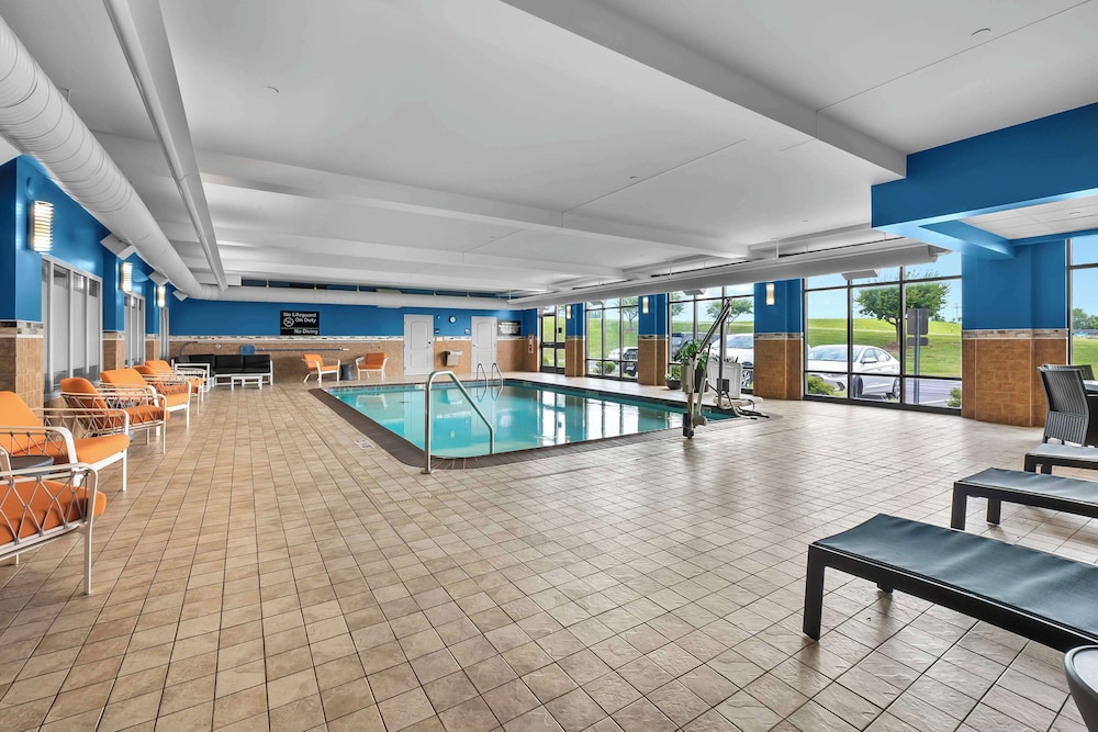 Hampton Inn & Suites St. Louis South I 55 - photo 50