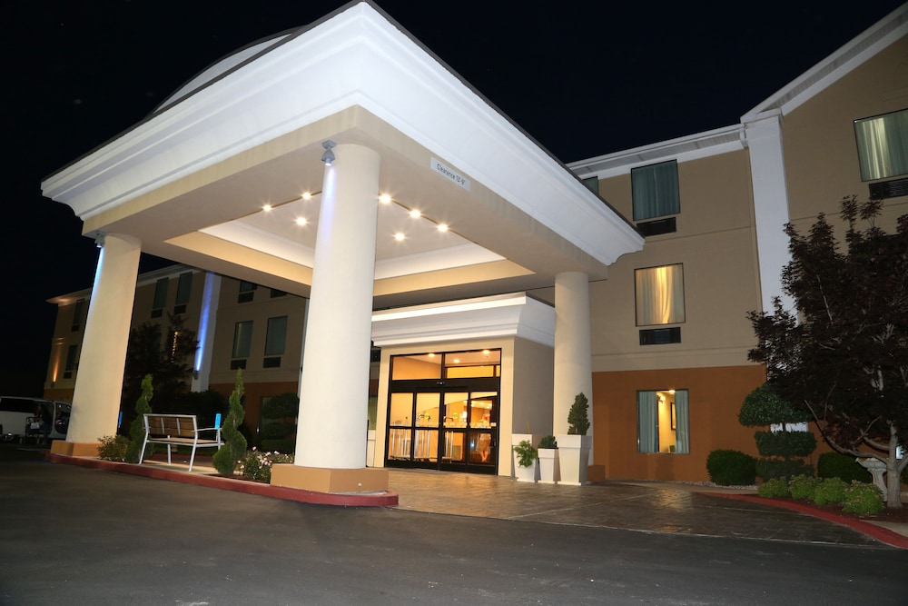 Holiday Inn Express Nicholasville by IHG - photo 54