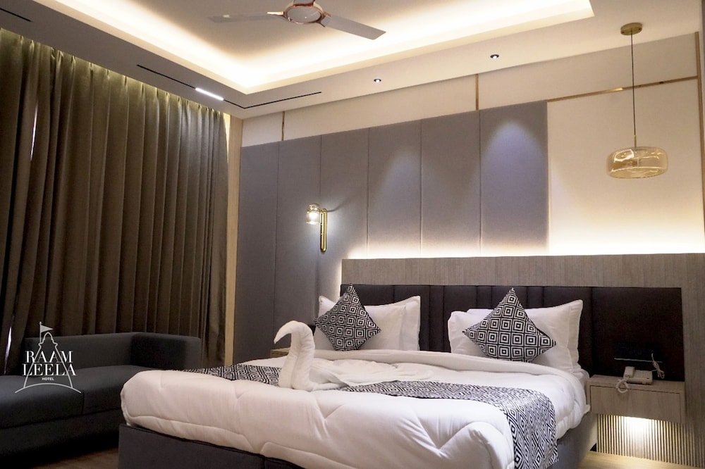 Raam Leela Hotel in Fyzabad, India