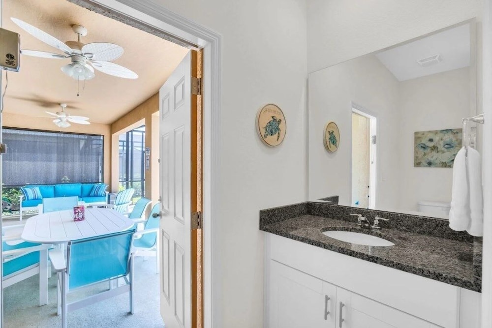 Luxury 6 Bed Private Pool Home In Solterra Resort 6 Bedroom Home by RedAwning - photo 31