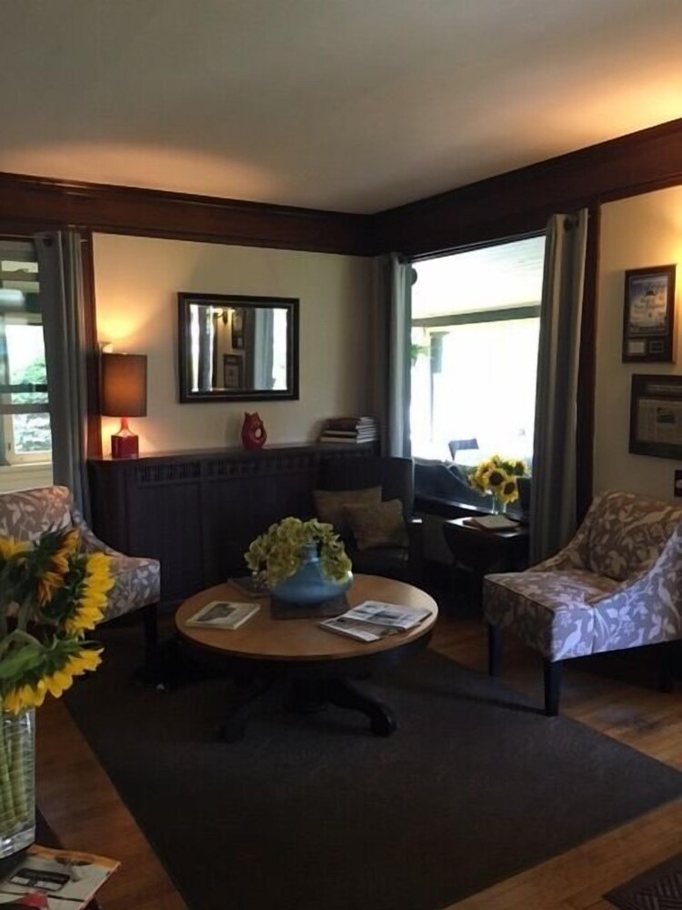 The Oxford House Inn - photo 23