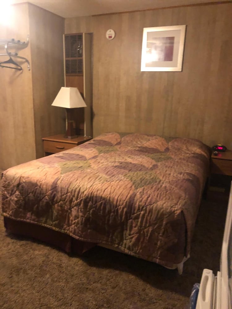 Coronado West Motel - photo 13
