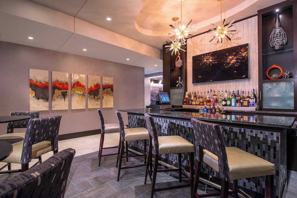 Fairfield Inn & Suites Boston Cambridge - photo 6