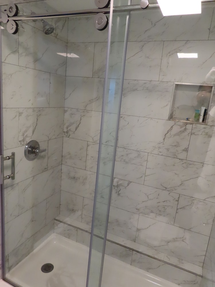 St. Charles Hotel - photo 47