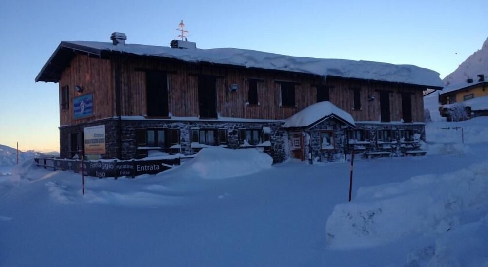 Albergo Ristorante Dosso Alto — hotel in Collio