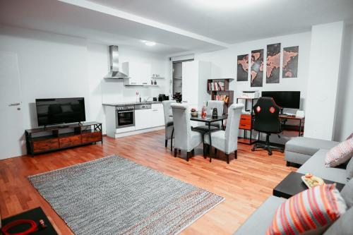 Vienna Shopping Center 8 Appartment — 4-Star Luxury Hotel in Vienna, Austria