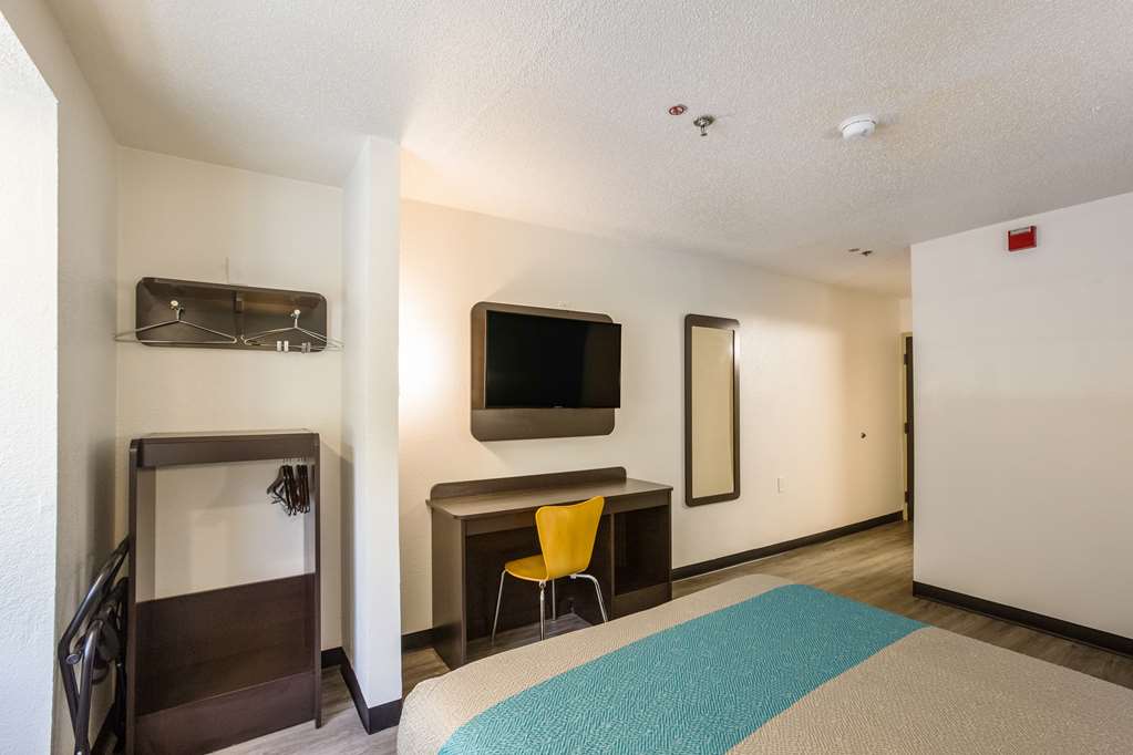 Motel 6 Smyrna GA Atlanta - photo 21