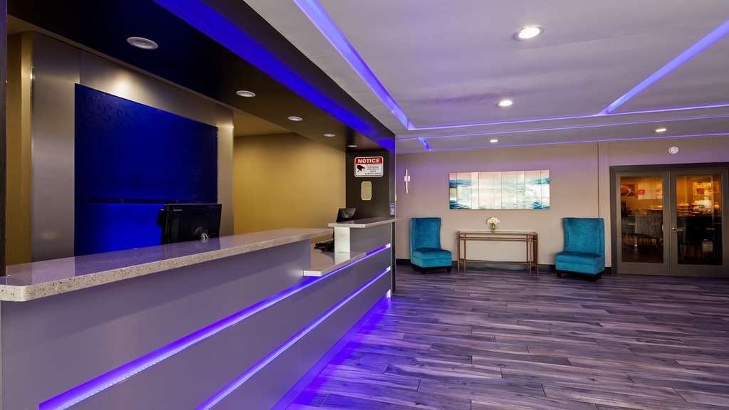SureStay Plus Hotel by Best Western Point Richmond - photo 5