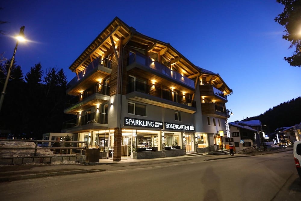 Hotel Rosengarten — hotel in Pinzolo