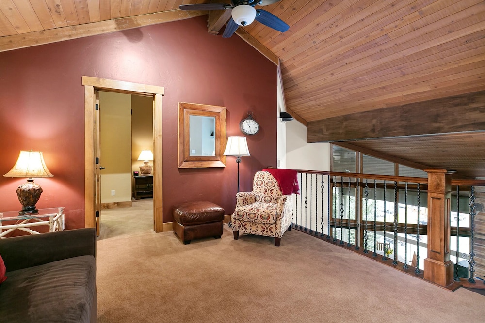 Powder Run 2 Bedroom Condo By All Seasons Resort Lodging - photo 19