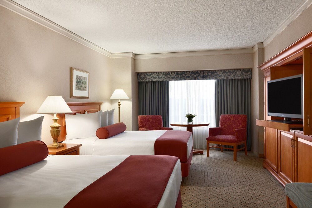 Harrah's Casino Hotel Reno - photo 6