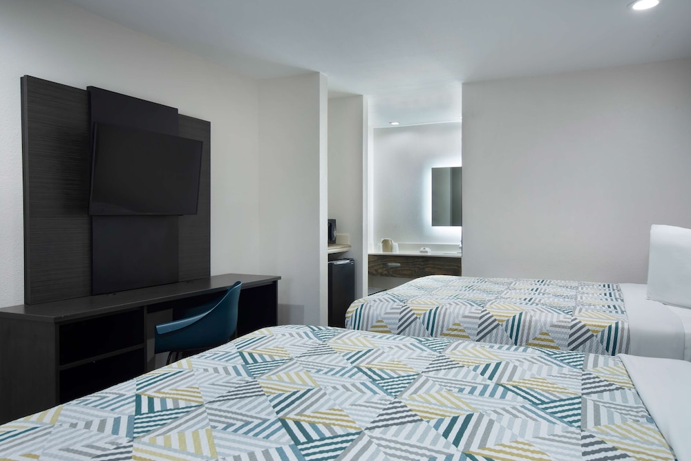 Motel 6 Houston TX I 10 West - photo 8
