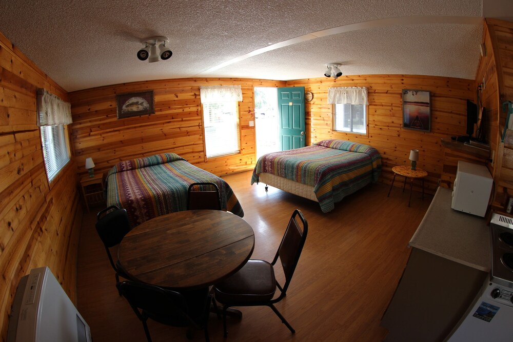 Crater Lake Resort - photo 35