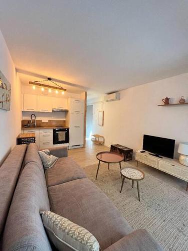 Joli Studio Calvi 50m Plage in Calvi, France