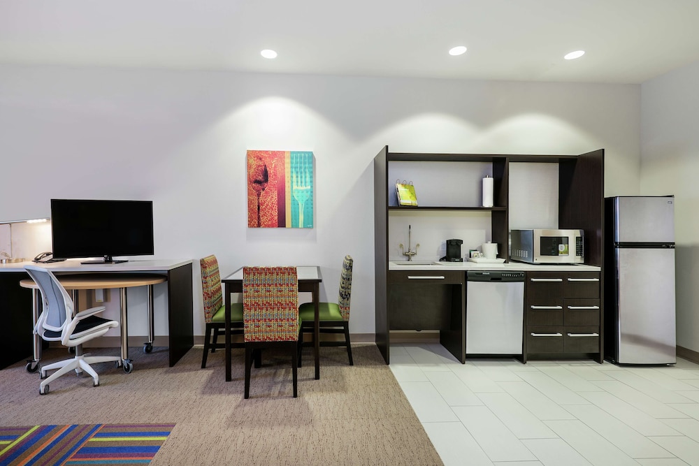 Home2 Suites by Hilton Austin Airport - photo 16