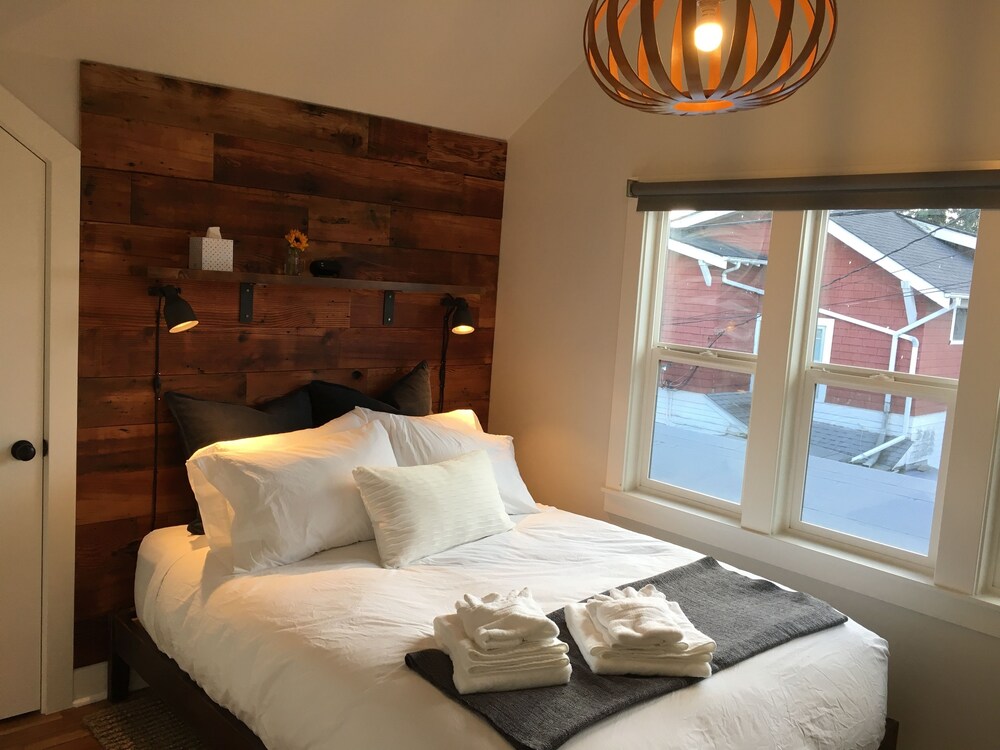 The Alberta Petite Hotel - photo 9