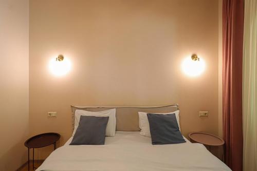 Spacious 1BR Apartment In The Heart of Tbilisi