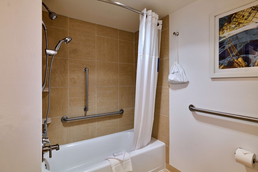 Hampton Inn Washington Downtown Convention Center - photo 32