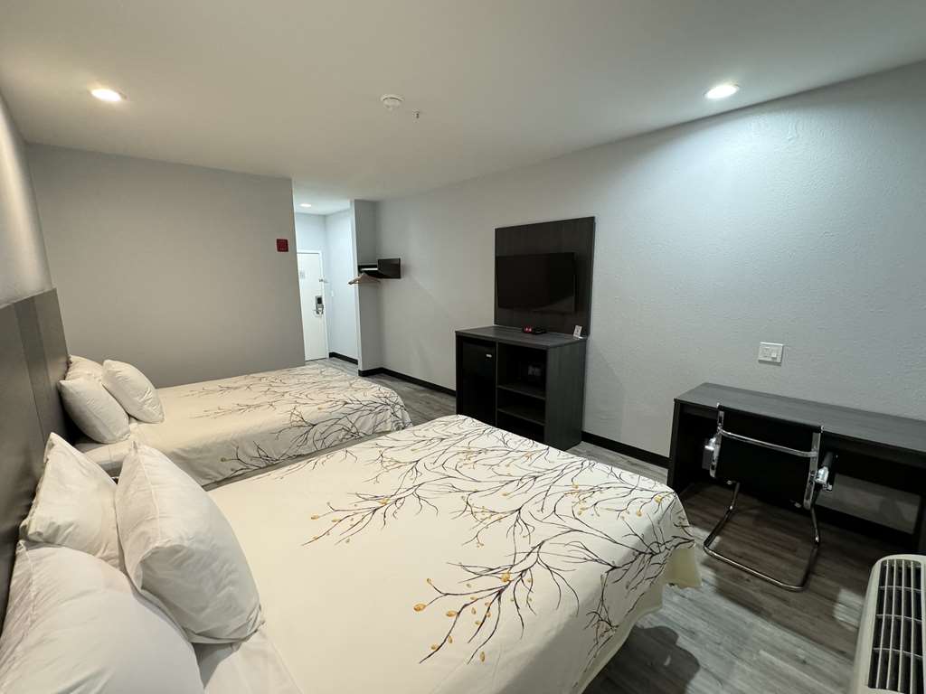 Americas Best Value Inn & Suites Haltom City Ft. Worth - photo 10