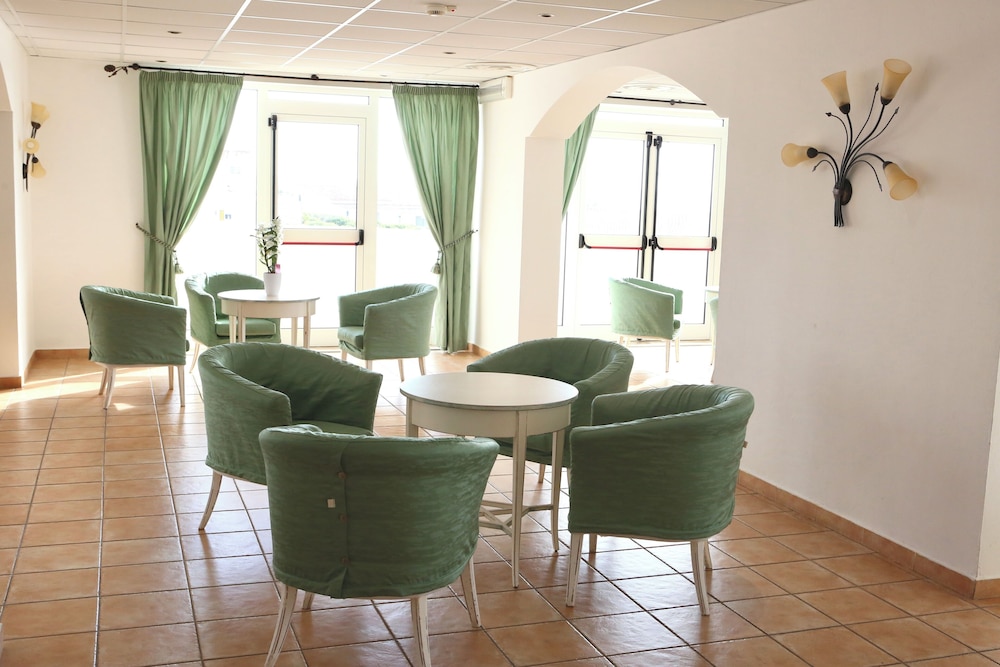 Acqua di Mare Hotel e Resort — hotel in Sorso