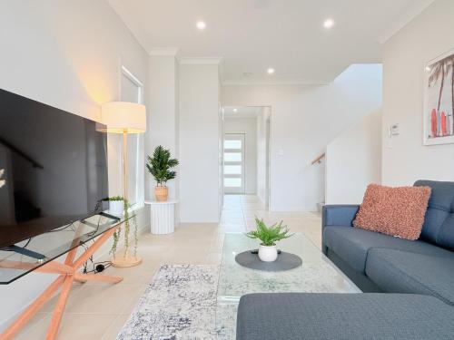 Serene Escape 4BR 25Bath Retreat in Rochedale in Rochedale, Australia