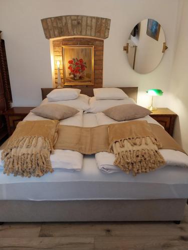 BONI apartman — 4-Star Luxury Hotel in Balatonboglar, Hungary