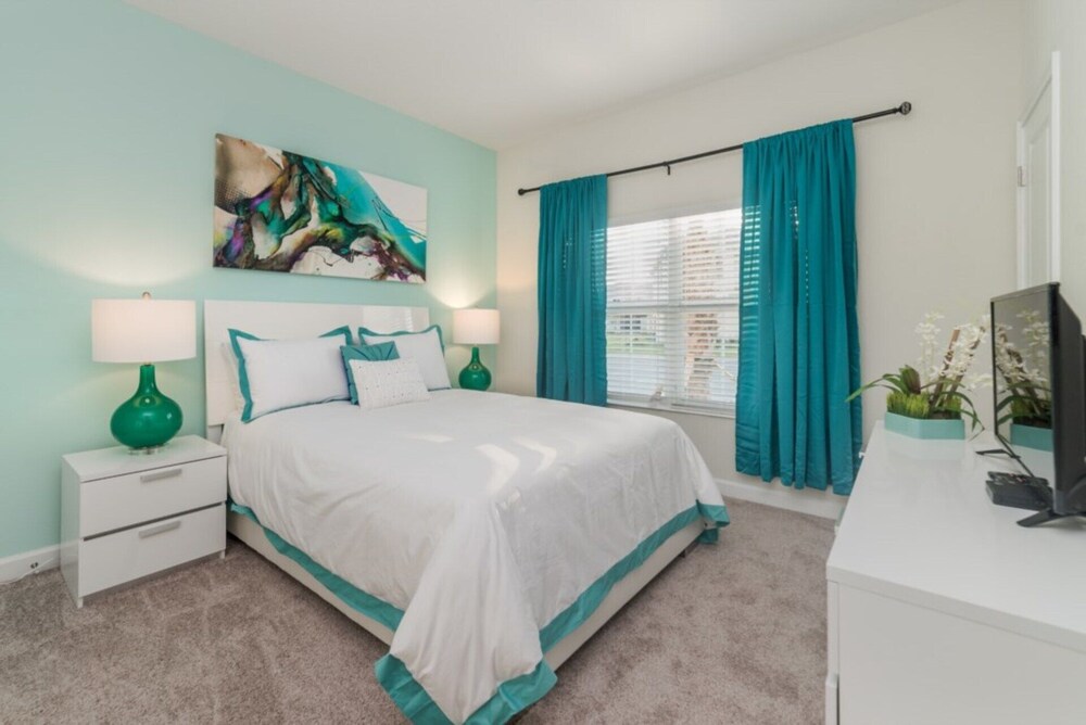Rent a Luxury Townhome on Storey Lake Resort Minutes From Disney Orlando Townhome 1004 - photo 6
