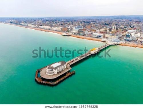 Cute Studio with kitchen patio and free parking — 4-Star Luxury Hotel in Worthing, United Kingdom