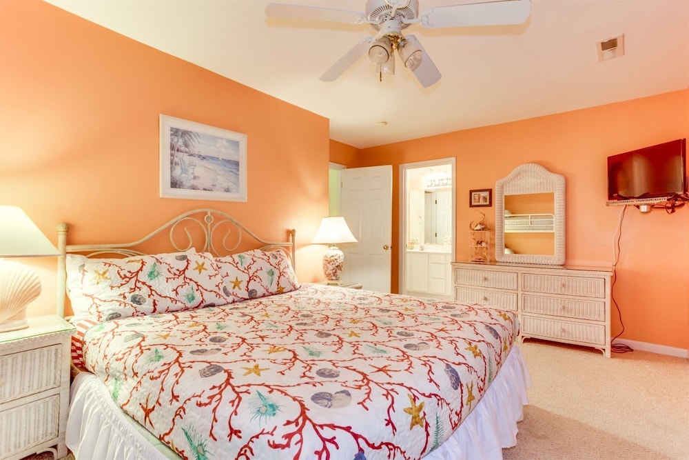 An Amazing Surfside Beach Escape - photo 4