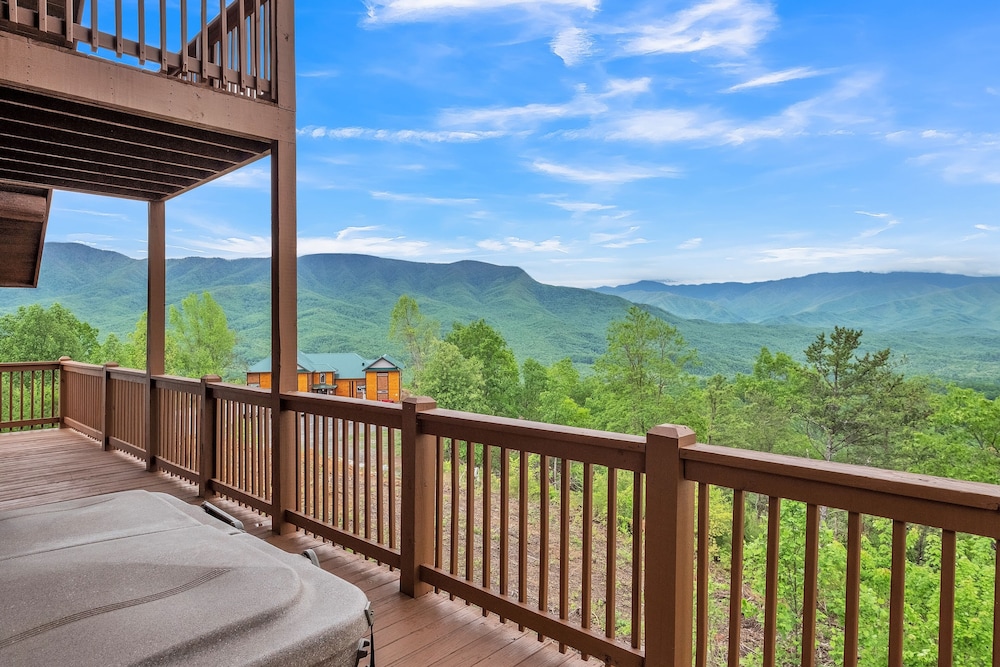 Sky Views Panoramic Views 2 Bedroom Cabin by Heavenly Views Resort - photo 22