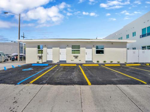 Rainbow Motel Miami - last minute hotel in Miami