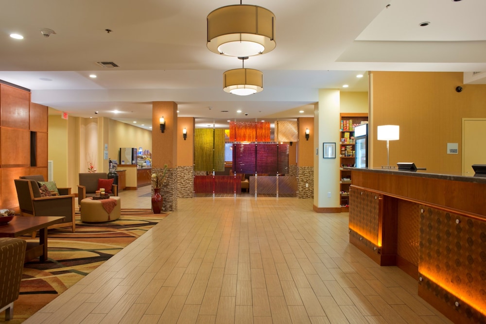 Holiday Inn Express Hotel & Suites Prattville South by IHG - photo 2
