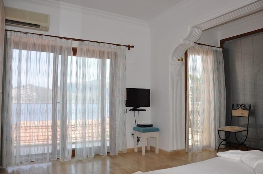 Caretta Hotel — Kas — photo 5