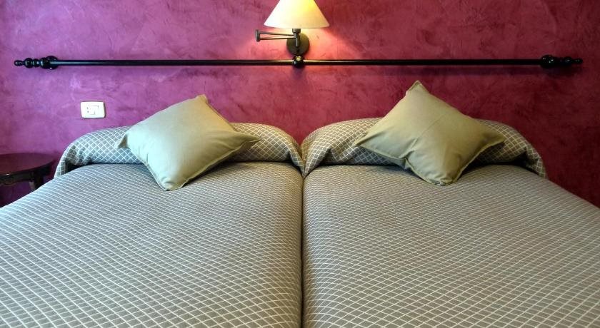 Hotel Lena — hotel in Pola De Lena