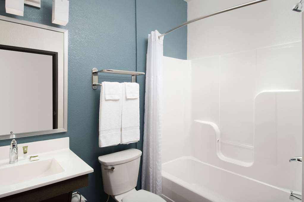 WoodSpring Suites Miami Southwest - photo 12