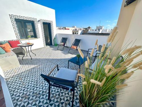 Gatu Premium la Brisa Preferente Mayores de 25 Anos Y Familias in El Puerto De Santa Maria, Spain