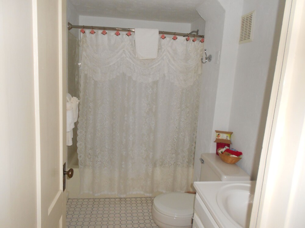 Eastman Inn - photo 37