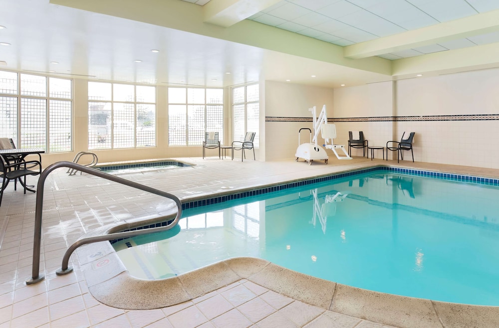 Hilton Garden Inn Reno - photo 37