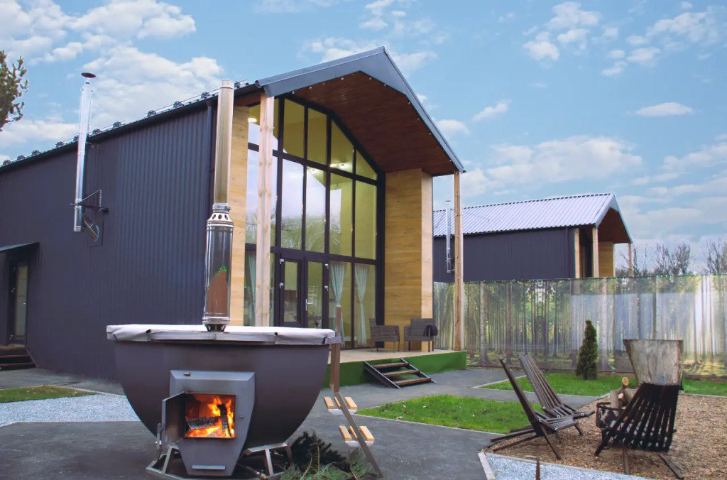 Les Ryadom Guest House 21512286 — Kinel