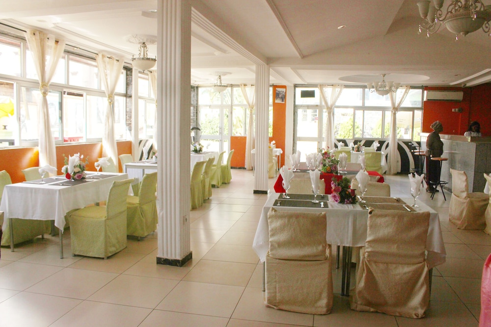 Complexe Hotelier St Elie in Yaounde, Cameroon