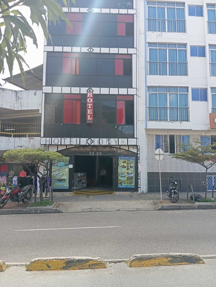 Hotel Jhonyky in Bucaramanga, Colombia