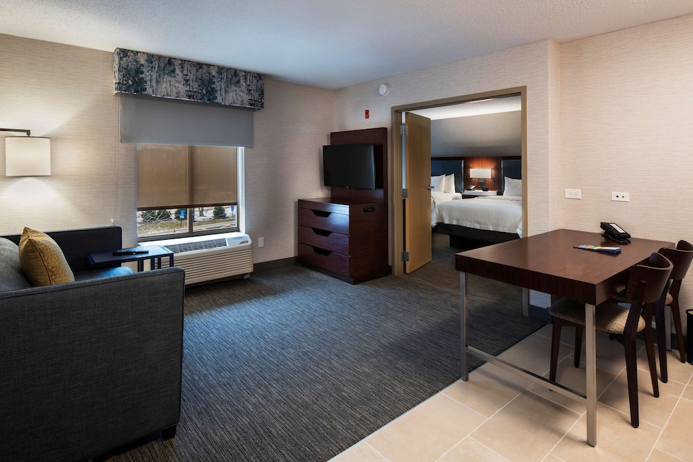 Hampton Inn & Suites Chicago Lincolnshire - photo 30