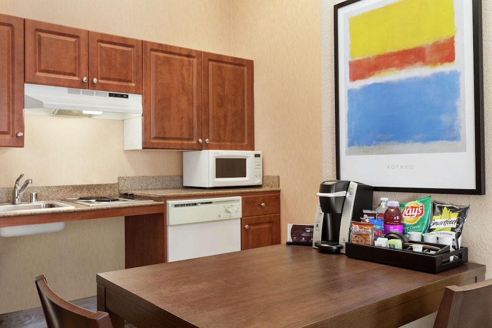 Homewood Suites by Hilton Oakland Waterfront - photo 23